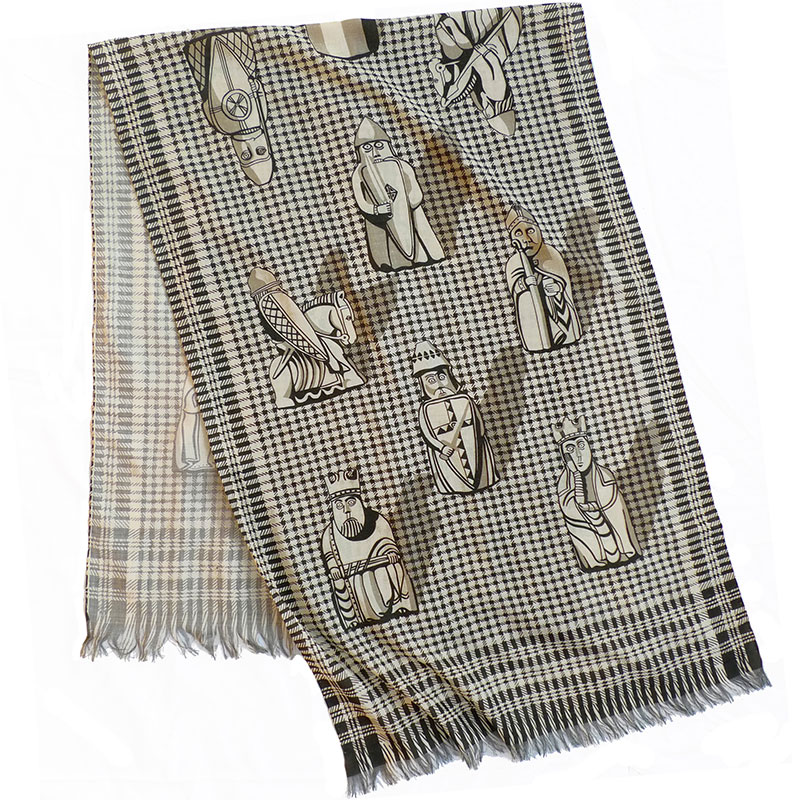 CL_Lewis_chessmen_scarf